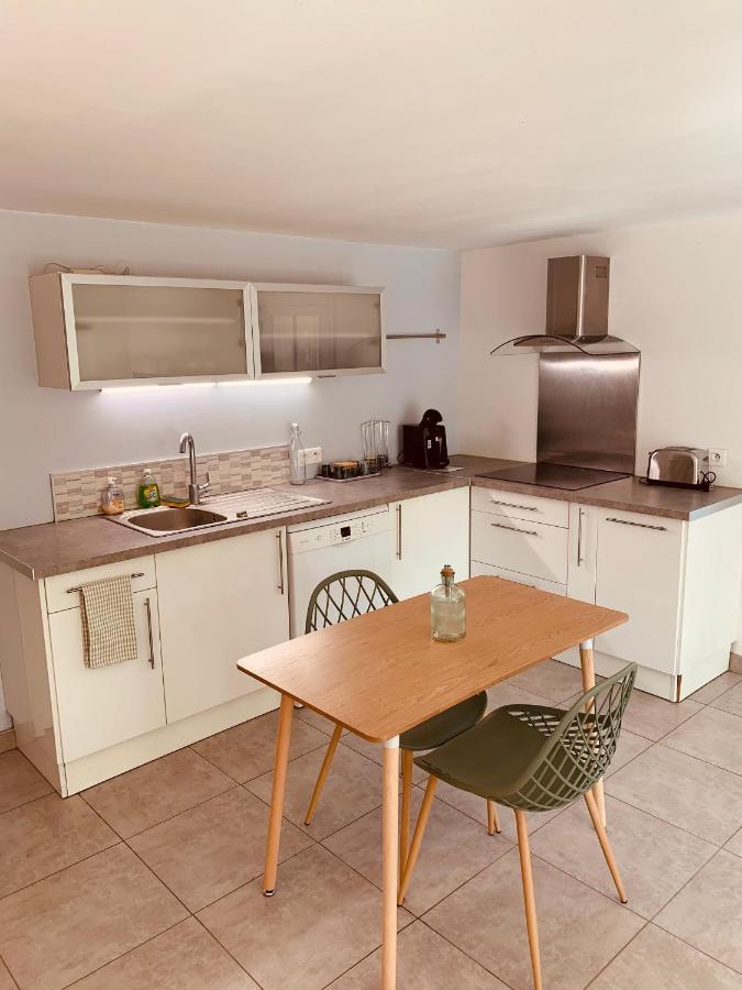 Appartement Independant Avec Jardin Et Acces Piscine Nîmes Buitenkant foto