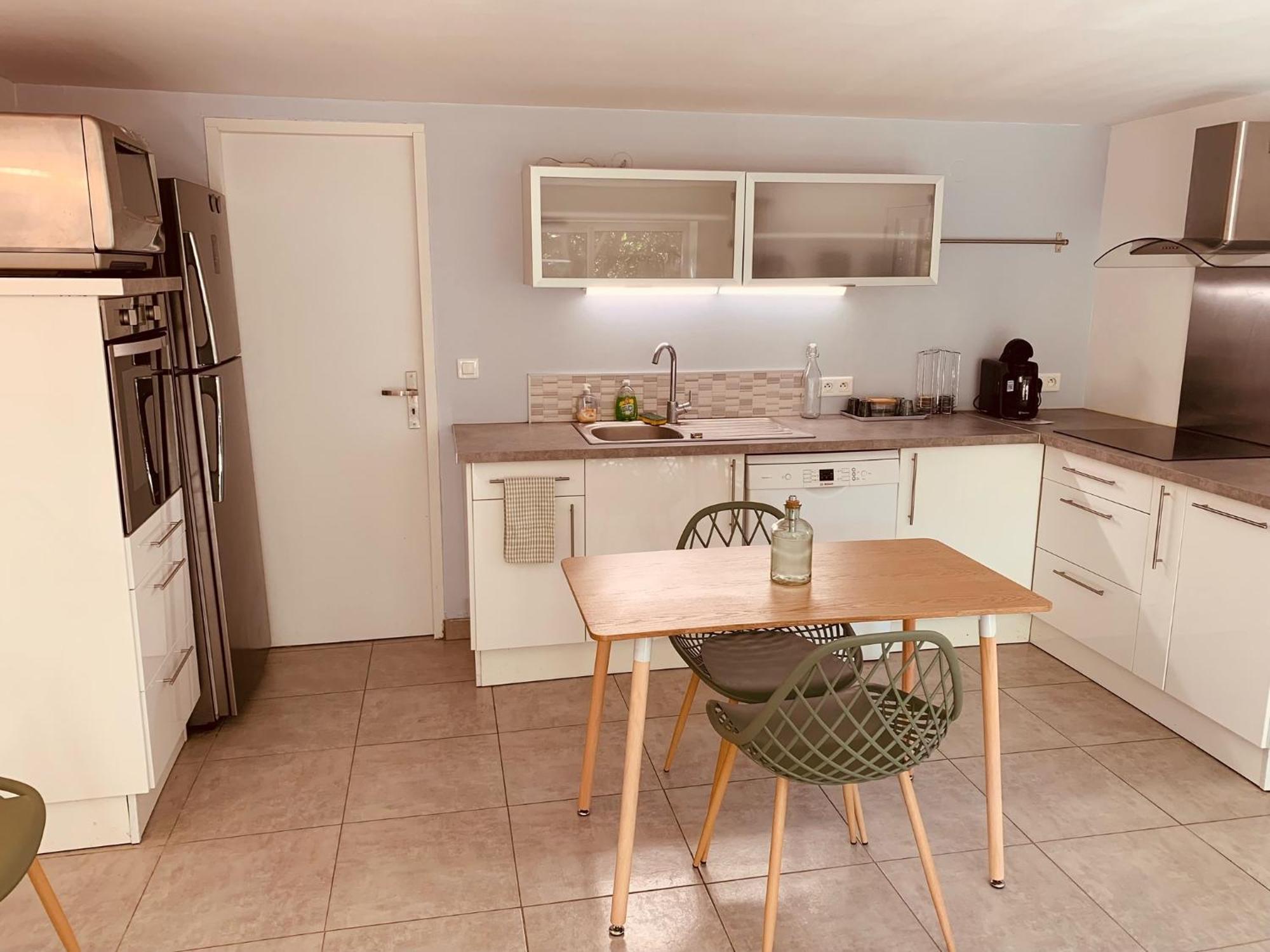 Appartement Independant Avec Jardin Et Acces Piscine Nîmes Buitenkant foto