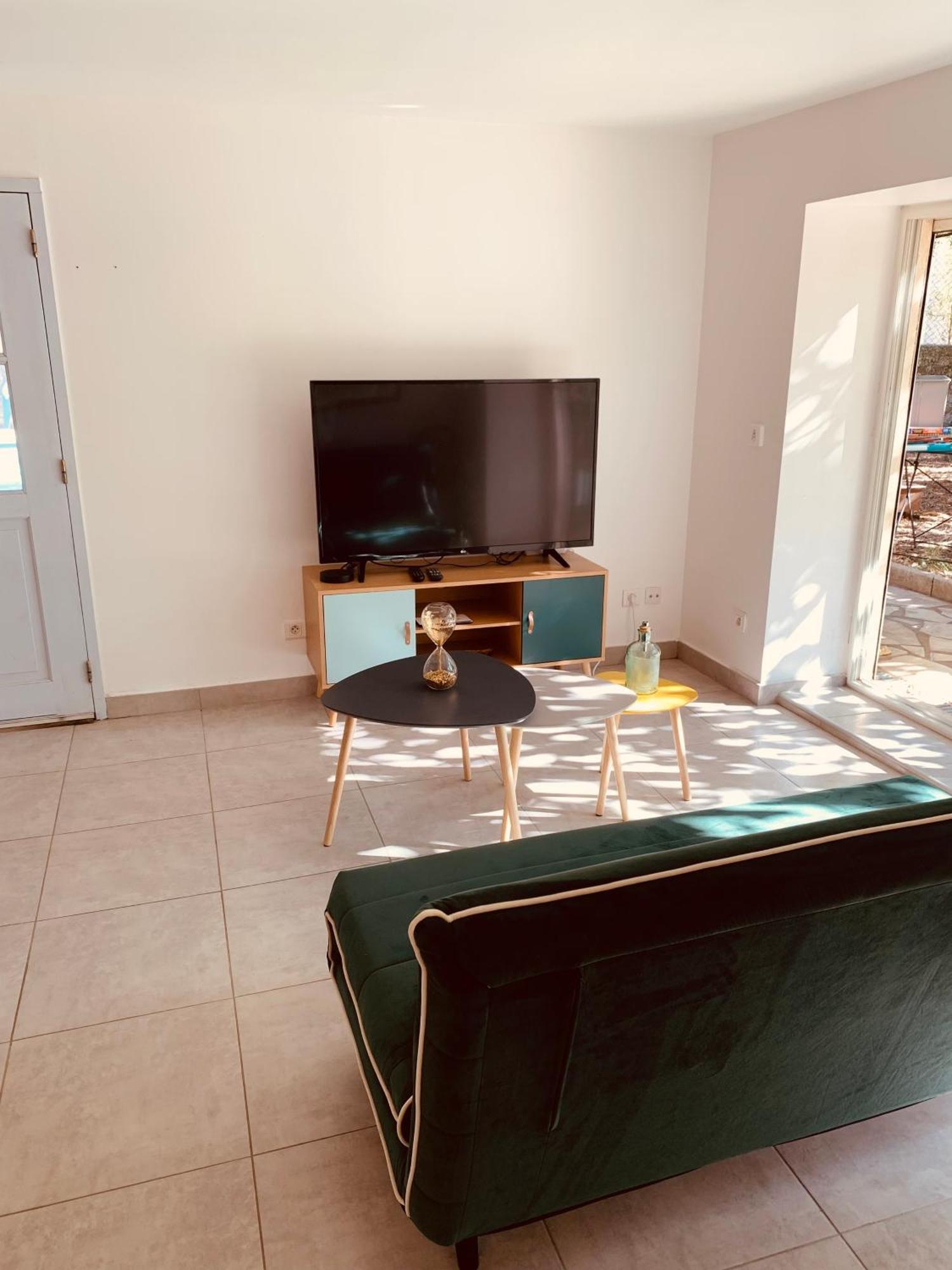 Appartement Independant Avec Jardin Et Acces Piscine Nîmes Buitenkant foto