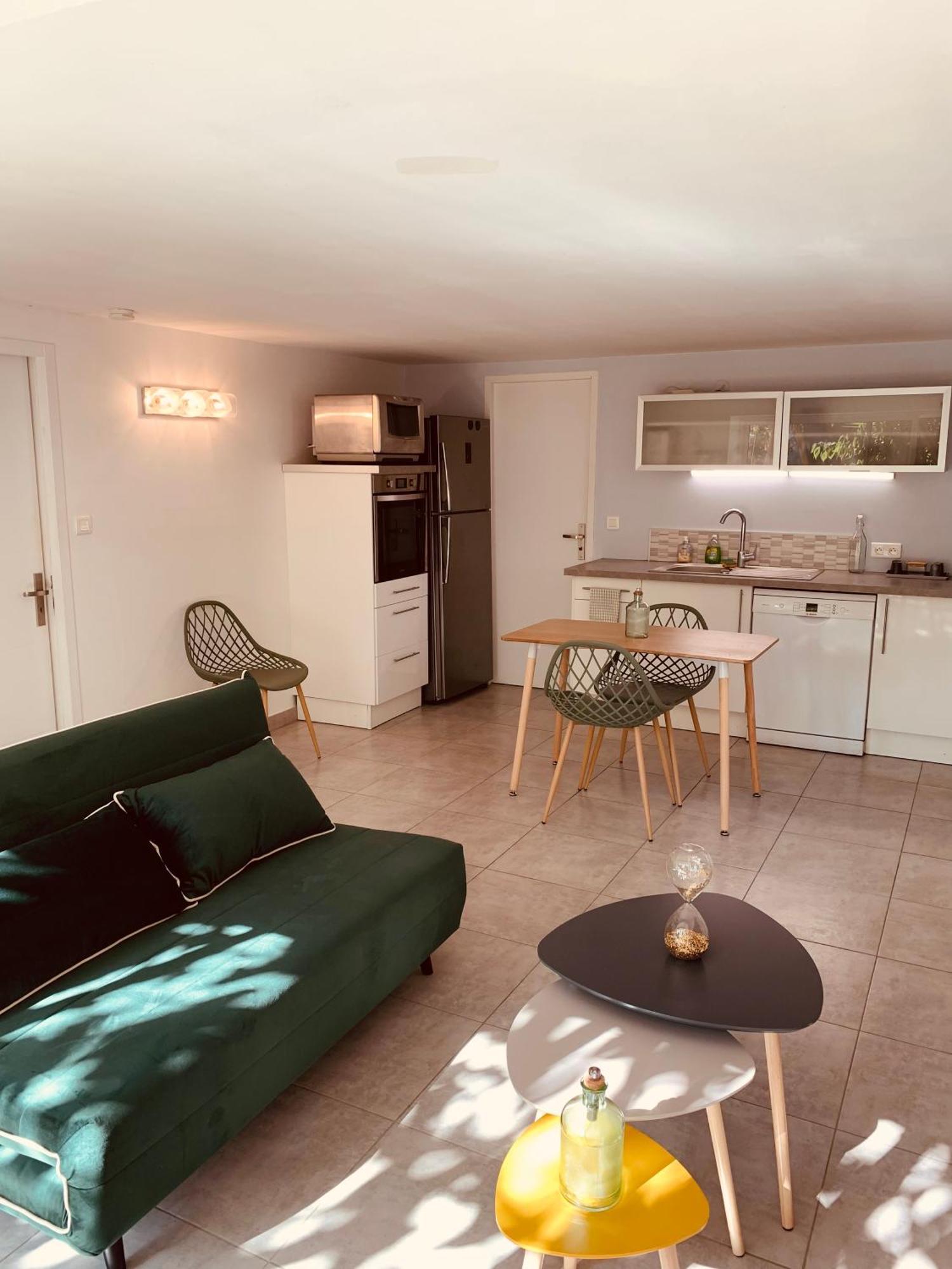 Appartement Independant Avec Jardin Et Acces Piscine Nîmes Buitenkant foto